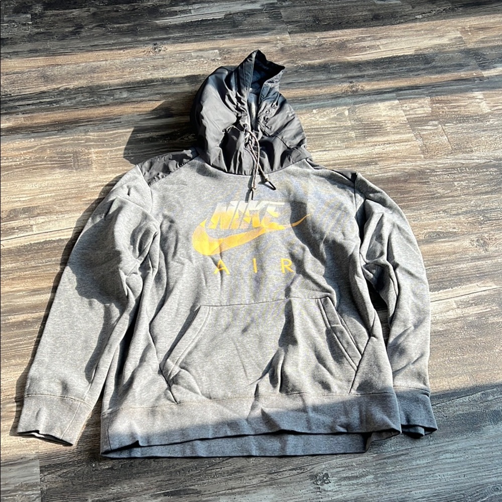 Nike Gray and Yellow Sweatshirt Hoodie